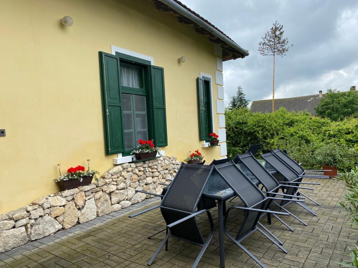 Vendektanya Vendeghaz Hotell Tapolca Exteriör bild