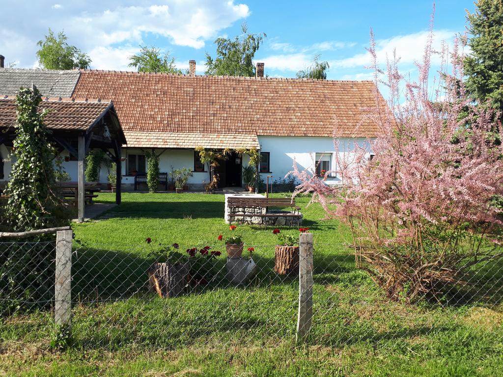 Vendektanya Vendeghaz Hotell Tapolca Exteriör bild