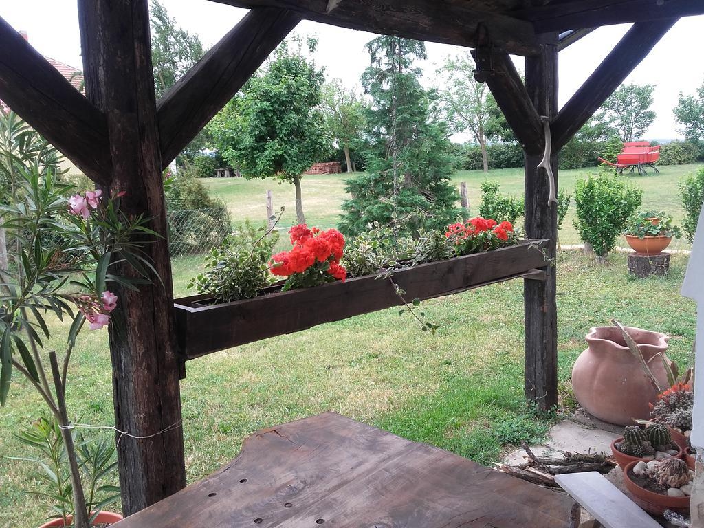 Vendektanya Vendeghaz Hotell Tapolca Exteriör bild