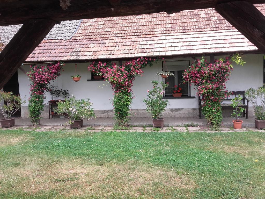 Vendektanya Vendeghaz Hotell Tapolca Exteriör bild