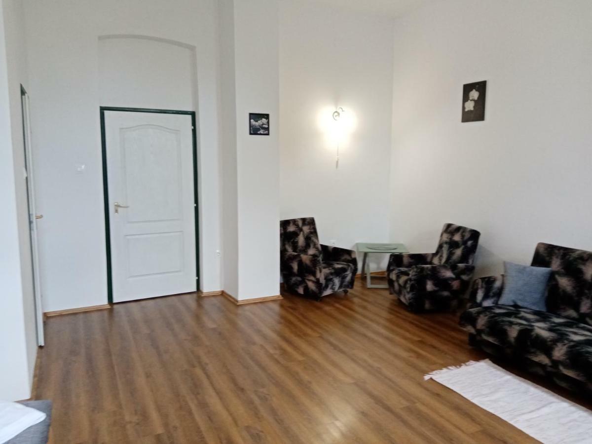 Vendektanya Vendeghaz Hotell Tapolca Exteriör bild